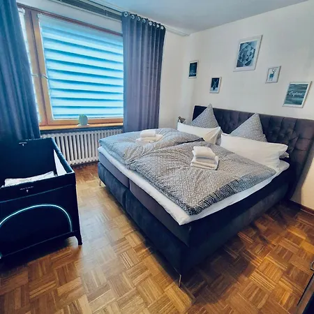 Apartamento Am Eisstadion Mit Kamin 2 Schlafzimmer *