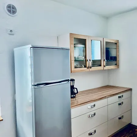Apartamento Am Eisstadion Mit Kamin 2 Schlafzimmer *